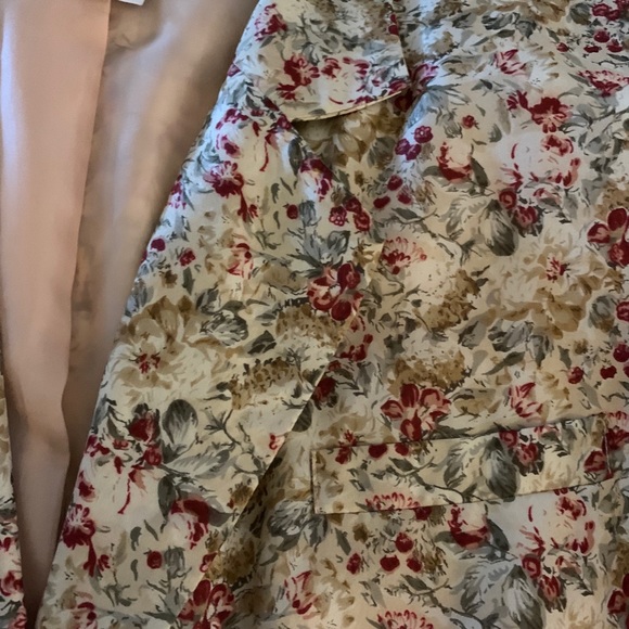 Vintage Anne and Frank Silk Blazer - Picture 5 of 6